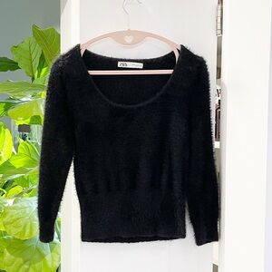Zara Fuzzy 3/4 sleeve sweater in navy blue